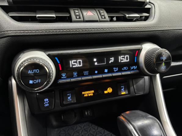 Toyota RAV4 V (XA50) с пробегом 2020 года, цена 3 135 000 рублей, 105140 км, внедорожник, Автокод Объявления