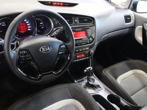 Kia Ceed II с пробегом 2012 года, цена 1 139 000 рублей, 132150 км, хэтчбек, Автокод Объявления