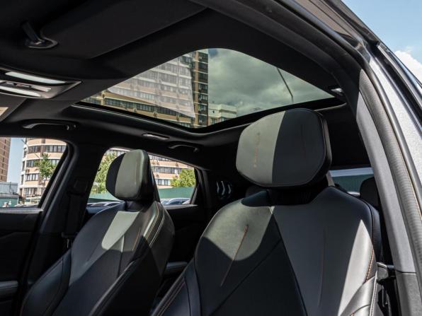 Changan UNI-V I с пробегом 2023 года, цена 2 200 000 рублей, 28704 км, лифтбек, Автокод Объявления