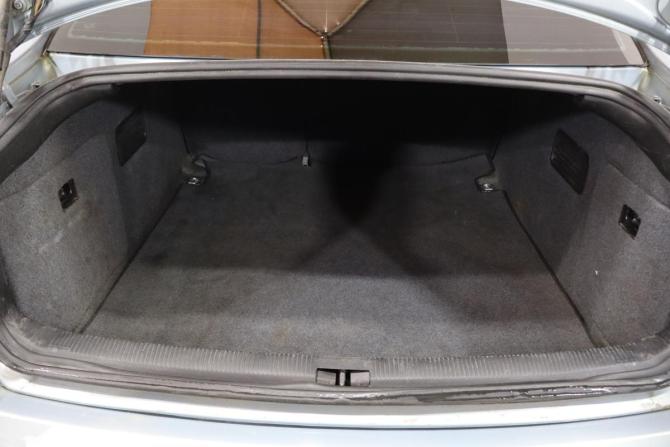 Audi A6 II (C5) Рестайлинг с пробегом 2001 года, цена 319 000 рублей, 320000 км, седан, Автокод Объявления