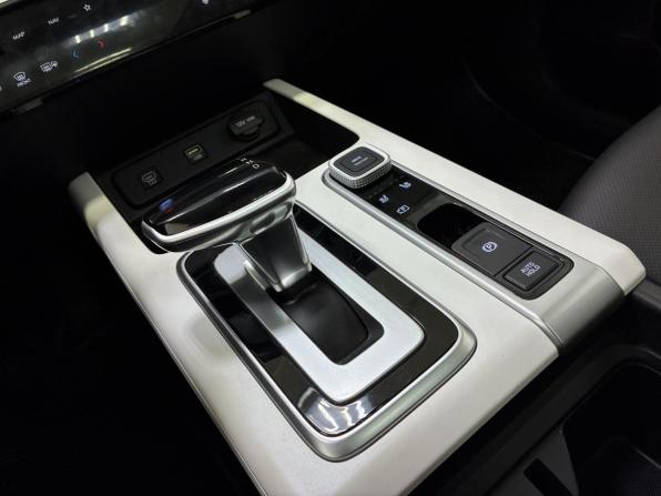 Hyundai Mufasa I (NU2) с пробегом 2023 года, цена 2 950 000 рублей, 15000 км, внедорожник, Автокод Объявления
