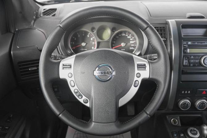 Nissan X-Trail II с пробегом 2010 года, цена 1 299 000 рублей, 203000 км, внедорожник, Автокод Объявления