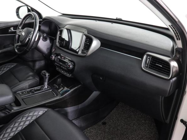 Kia Sorento III Prime Рестайлинг с пробегом 2019 года, цена 2 849 000 рублей, 180953 км, внедорожник, Автокод Объявления