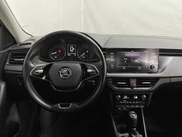 Skoda Rapid II с пробегом 2021 года, цена 1 649 000 рублей, 132903 км, лифтбек, Автокод Объявления