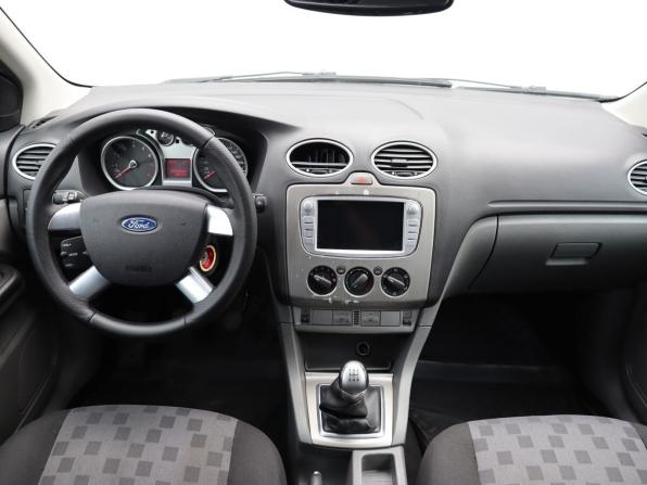 Ford Focus II Рестайлинг с пробегом 2009 года, цена 549 000 рублей, 207000 км, хэтчбек, Автокод Объявления