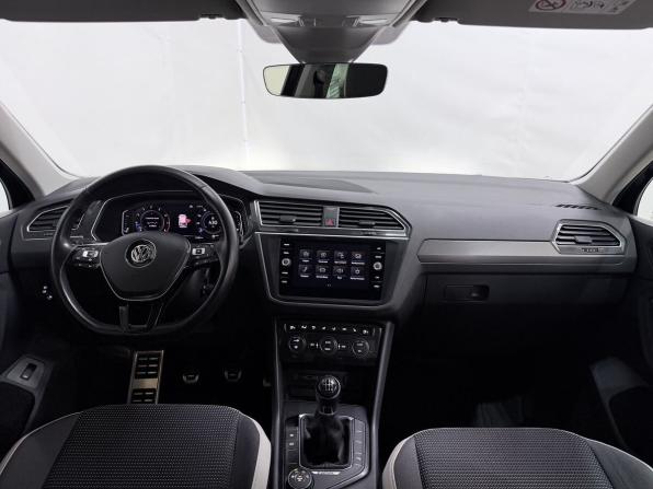Volkswagen Tiguan II с пробегом 2019 года, цена 2 650 000 рублей, 65080 км, внедорожник, Автокод Объявления