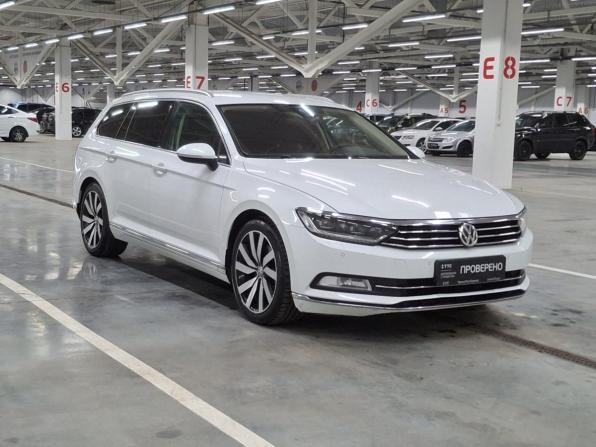 Volkswagen Passat B8 с пробегом 2018 года, цена 1 819 000 рублей, 198801 км, универсал, Автокод Объявления