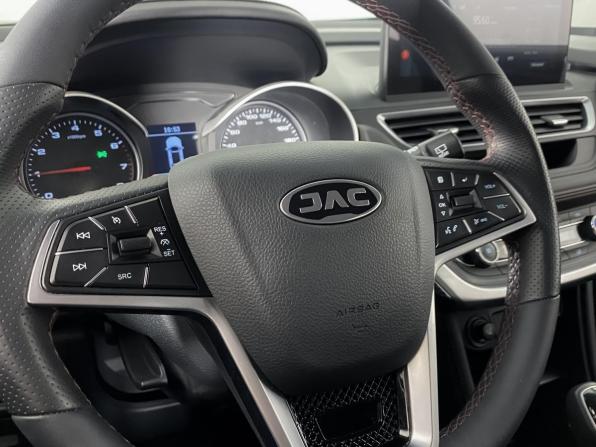 JAC JS3 с пробегом 2024 года, цена 1 656 000 рублей, 9715 км, внедорожник, Автокод Объявления