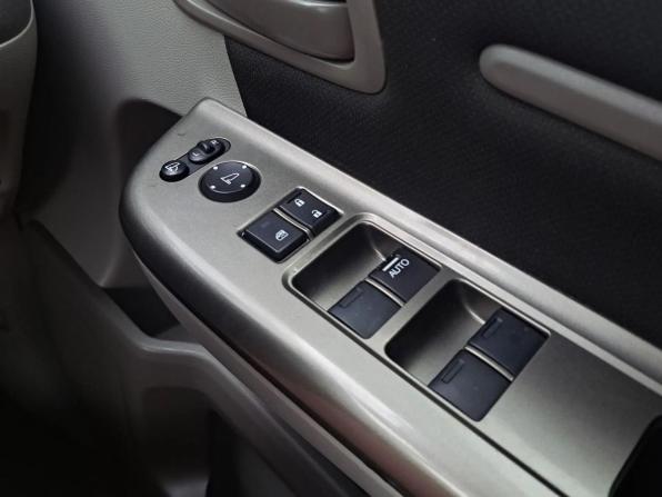 Honda Stepwgn V с пробегом 2016 года, цена 1 680 000 рублей, 230000 км, минивэн, Автокод Объявления