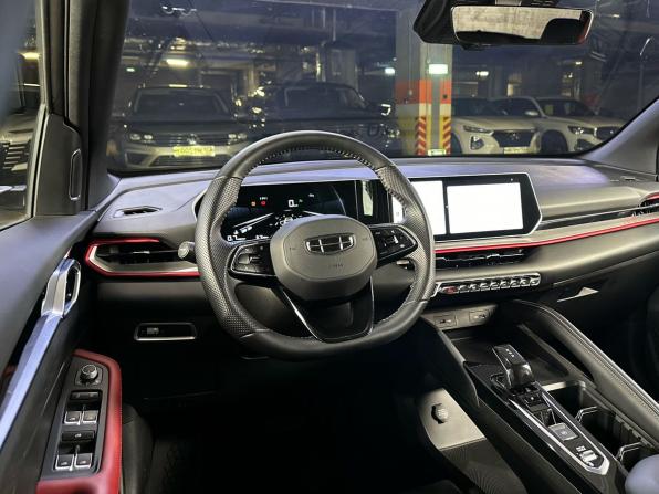 Geely Coolray I Рестайлинг с пробегом 2024 года, цена 2 150 000 рублей, 23089 км, внедорожник, Автокод Объявления