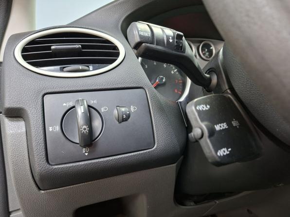 Ford Focus II Рестайлинг с пробегом 2011 года, цена 580 000 рублей, 251401 км, седан, Автокод Объявления