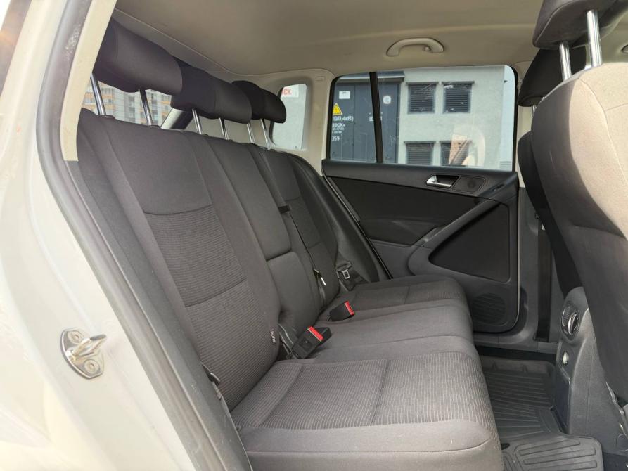 Volkswagen Tiguan I Рестайлинг Санкт-Петербург  - изображение 19