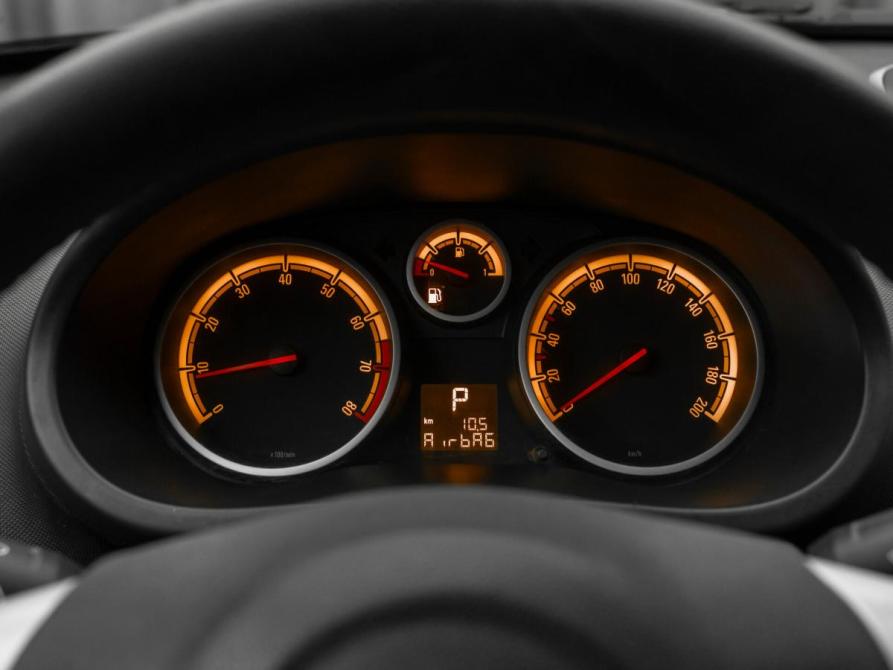 Opel Corsa D Москва  - изображение 11