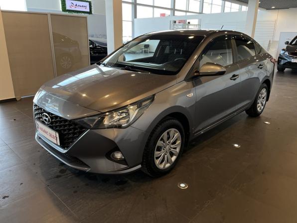 Hyundai Solaris II Рестайлинг с пробегом 2021 года, цена 1 629 000 рублей, 91795 км, седан, Автокод Объявления
