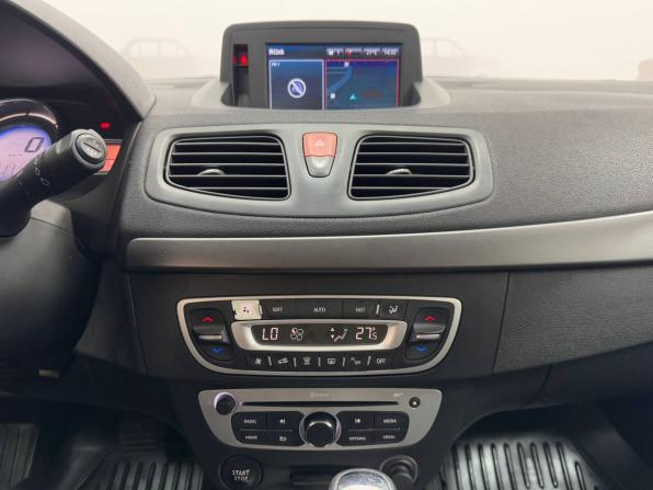 Renault Megane III Рестайлинг с пробегом 2014 года, цена 819 000 рублей, 164463 км, хэтчбек, Автокод Объявления