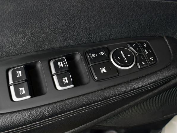 Kia Sorento III Prime Рестайлинг с пробегом 2019 года, цена 2 799 995 рублей, 142464 км, внедорожник, Автокод Объявления
