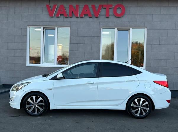 Hyundai Solaris I Рестайлинг с пробегом 2015 года, цена 950 000 рублей, 167631 км, седан, Автокод Объявления