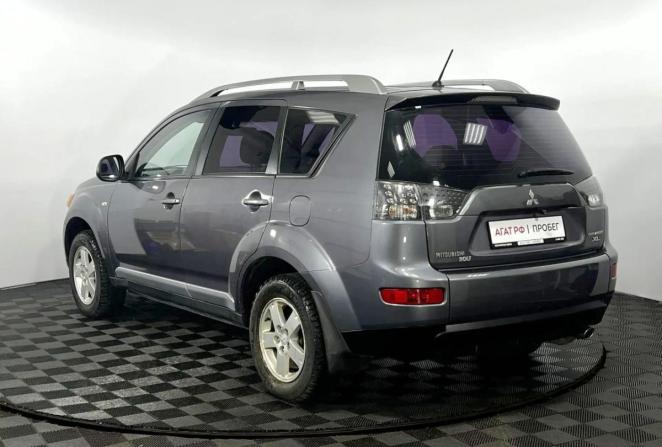 Mitsubishi Outlander II с пробегом 2007 года, цена 860 000 рублей, 259226 км, внедорожник, Автокод Объявления