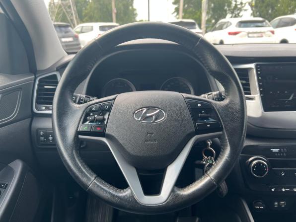 Hyundai Tucson III с пробегом 2016 года, цена 1 695 200 рублей, 113614 км, внедорожник, Автокод Объявления