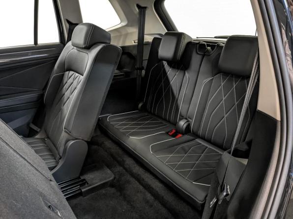 Volkswagen Tiguan II Рестайлинг (China Market) с пробегом 2023 года, цена 4 240 000 рублей, 28088 км, внедорожник, Автокод Объявления