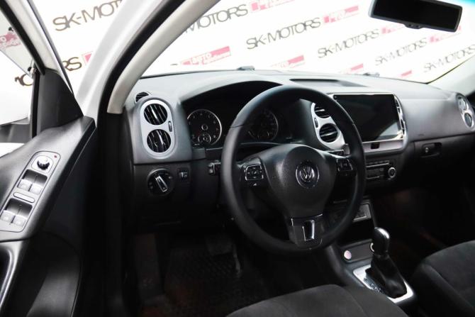 Volkswagen Tiguan I Рестайлинг с пробегом 2015 года, цена 1 470 750 рублей, 249459 км, внедорожник, Автокод Объявления