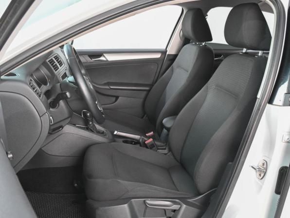 Volkswagen Jetta VI Рестайлинг с пробегом 2016 года, цена 1 549 000 рублей, 137156 км, седан, Автокод Объявления