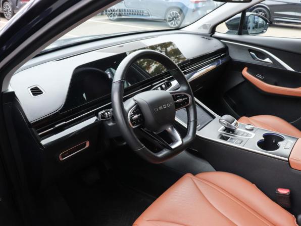 Omoda C5 I с пробегом 2024 года, цена 1 730 000 рублей, 25895 км, внедорожник, Автокод Объявления