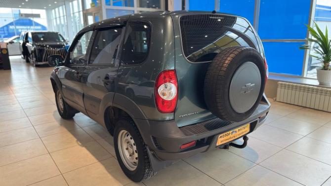 Chevrolet Niva I Рестайлинг с пробегом 2015 года, цена 535 000 рублей, 165825 км, внедорожник, Автокод Объявления