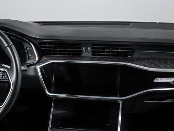 Audi A6 V (C8) с пробегом 2022 года, цена 4 644 000 рублей, 69541 км, седан, Автокод Объявления