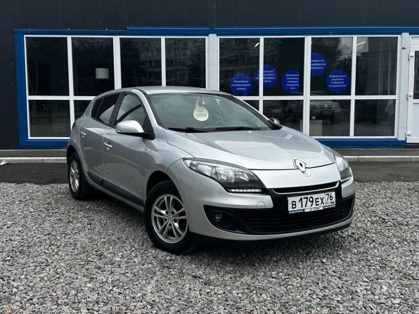 Renault Megane III Рестайлинг с пробегом 2014 года, цена 750 000 рублей, 130000 км, хэтчбек, Автокод Объявления