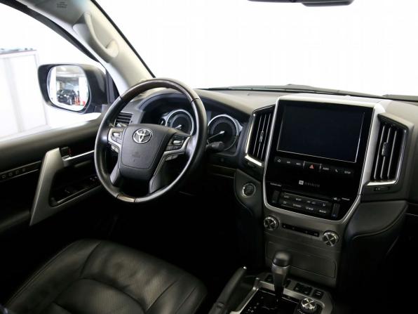 Toyota Land Cruiser 200 Series Рестайлинг 2 с пробегом 2020 года, цена 7 790 000 рублей, 111626 км, внедорожник, Автокод Объявления