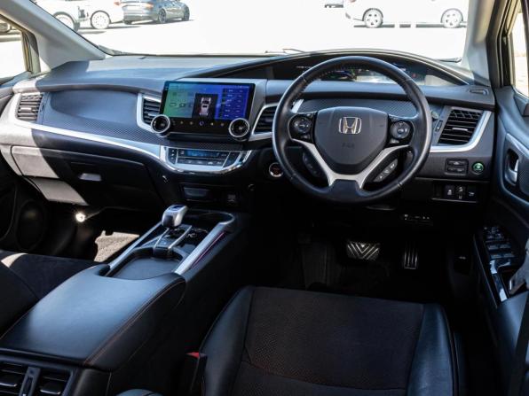 Honda Jade I Рестайлинг с пробегом 2019 года, цена 1 814 444 рубля, 128443 км, компактвэн, Автокод Объявления