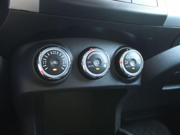 Mitsubishi Outlander II Рестайлинг с пробегом 2011 года, цена 1 399 000 рублей, 95317 км, внедорожник, Автокод Объявления