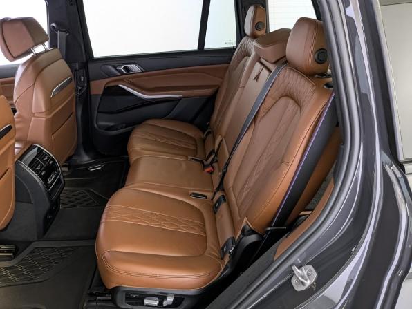 BMW X7 I (G07) Рестайлинг с пробегом 2023 года, цена 12 500 000 рублей, 43796 км, внедорожник, Автокод Объявления
