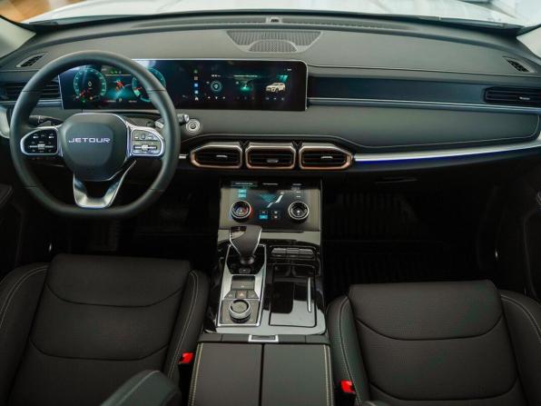 JETOUR X70+ I Рестайлинг с пробегом 2026 года, цена 3 099 000 рублей, 10 км, внедорожник, Автокод Объявления