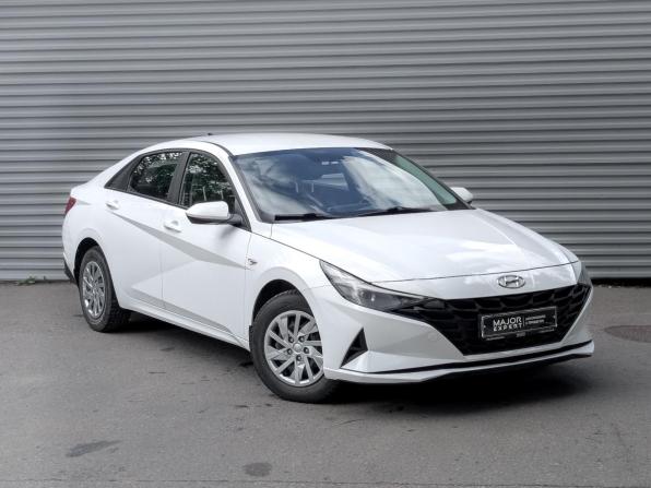 Hyundai Elantra VII (CN7) с пробегом 2022 года, цена 1 960 000 рублей, 70157 км, седан, Автокод Объявления