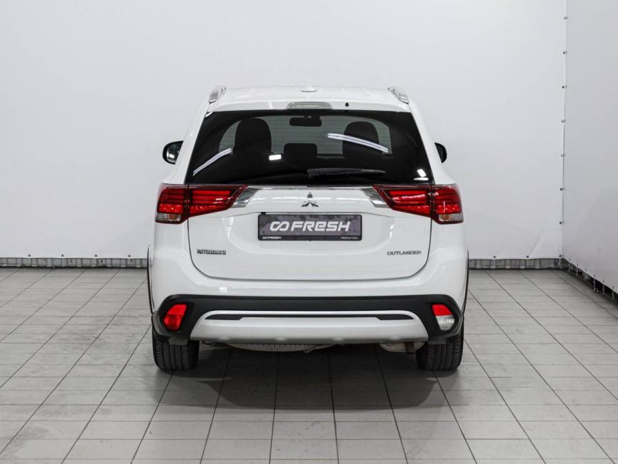 Mitsubishi Outlander III Рестайлинг 3 Ростов-на-Дону  - изображение 4
