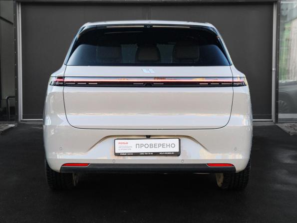 Li Auto (Lixiang) L6 I с пробегом 2025 года, цена 6 350 000 рублей, 17129 км, внедорожник, Автокод Объявления