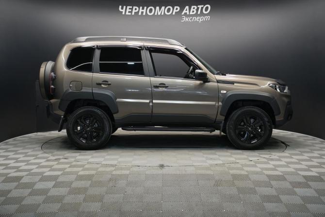 Lada (ВАЗ) Niva Travel I с пробегом 2025 года, цена 1 280 000 рублей, 5608 км, внедорожник, Автокод Объявления