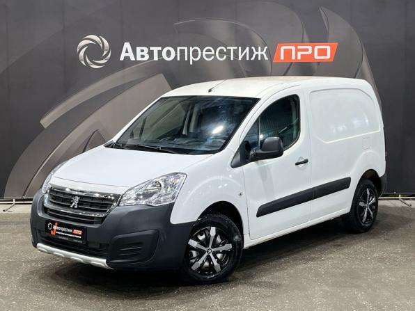 Peugeot Partner II Рестайлинг 2 с пробегом 2017 года, цена 990 000 рублей, 172080 км, фургон, Автокод Объявления