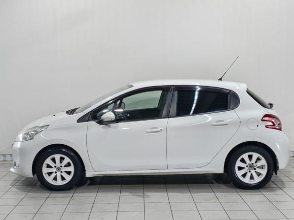 Peugeot 208 I с пробегом 2013 года, цена 595 000 рублей, 208478 км, хэтчбек, Автокод Объявления