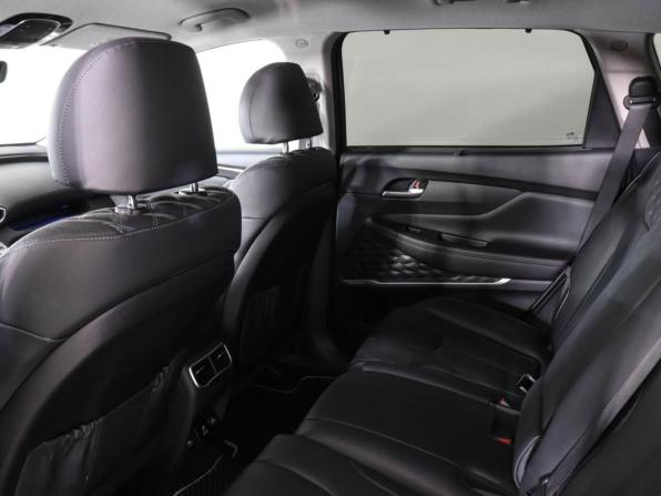 Hyundai Santa Fe IV Рестайлинг с пробегом 2022 года, цена 3 900 000 рублей, 45200 км, внедорожник, Автокод Объявления
