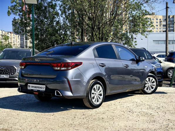 Kia Rio IV Рестайлинг с пробегом 2021 года, цена 989 000 рублей, 265500 км, седан, Автокод Объявления