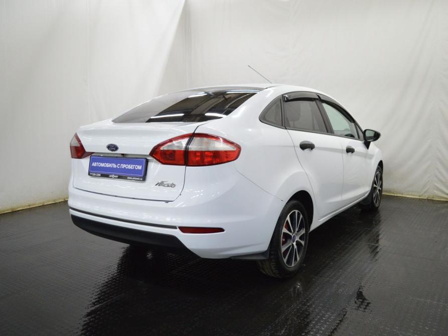 Ford Fiesta Mk6 Рестайлинг Санкт-Петербург  - изображение 5