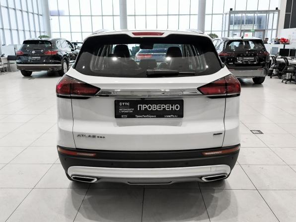 Geely Atlas Pro с пробегом 2023 года, цена 1 880 000 рублей, 44437 км, внедорожник, Автокод Объявления