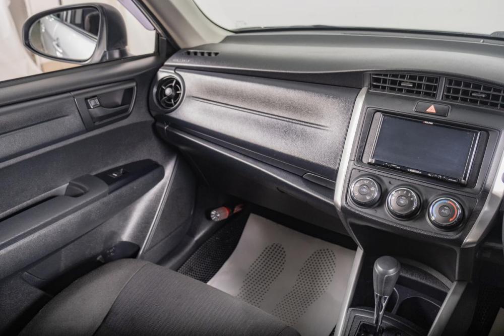 Toyota Corolla XI (E160 E170) Рестайлинг 2 Томск  - изображение 12
