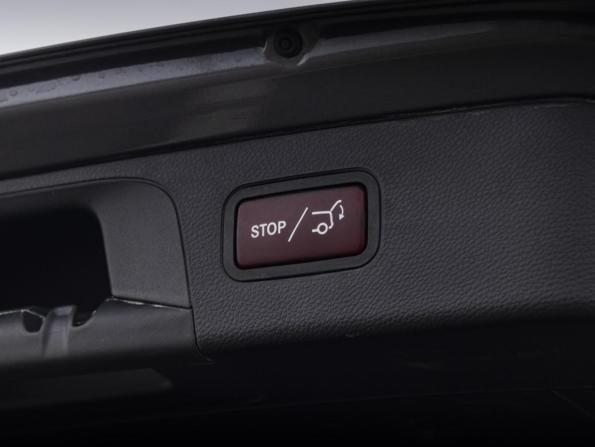 Mercedes-Benz GLC I (X253) с пробегом 2018 года, цена 3 399 000 рублей, 106000 км, внедорожник, Автокод Объявления