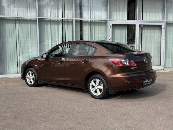 Mazda 3 II (BL) Рестайлинг с пробегом 2013 года, цена 749 000 рублей, 244526 км, седан, Автокод Объявления