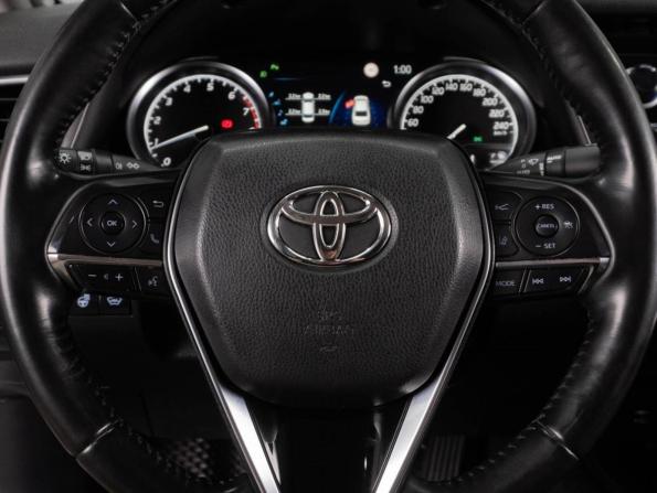 Toyota Camry VIII (XV70) с пробегом 2020 года, цена 2 679 000 рублей, 84261 км, седан, Автокод Объявления