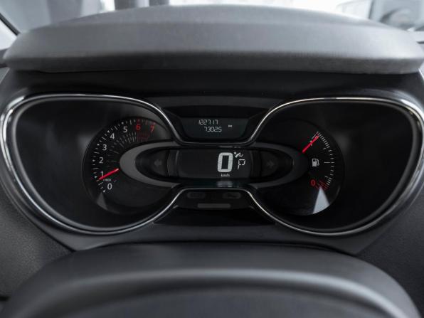 Renault Kaptur I с пробегом 2017 года, цена 1 550 000 рублей, 122717 км, внедорожник, Автокод Объявления
